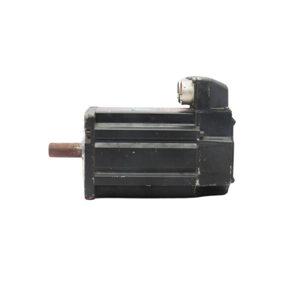 Allen Bradley | MPL-A320P-H-X165 | Servo Motor - Image 2