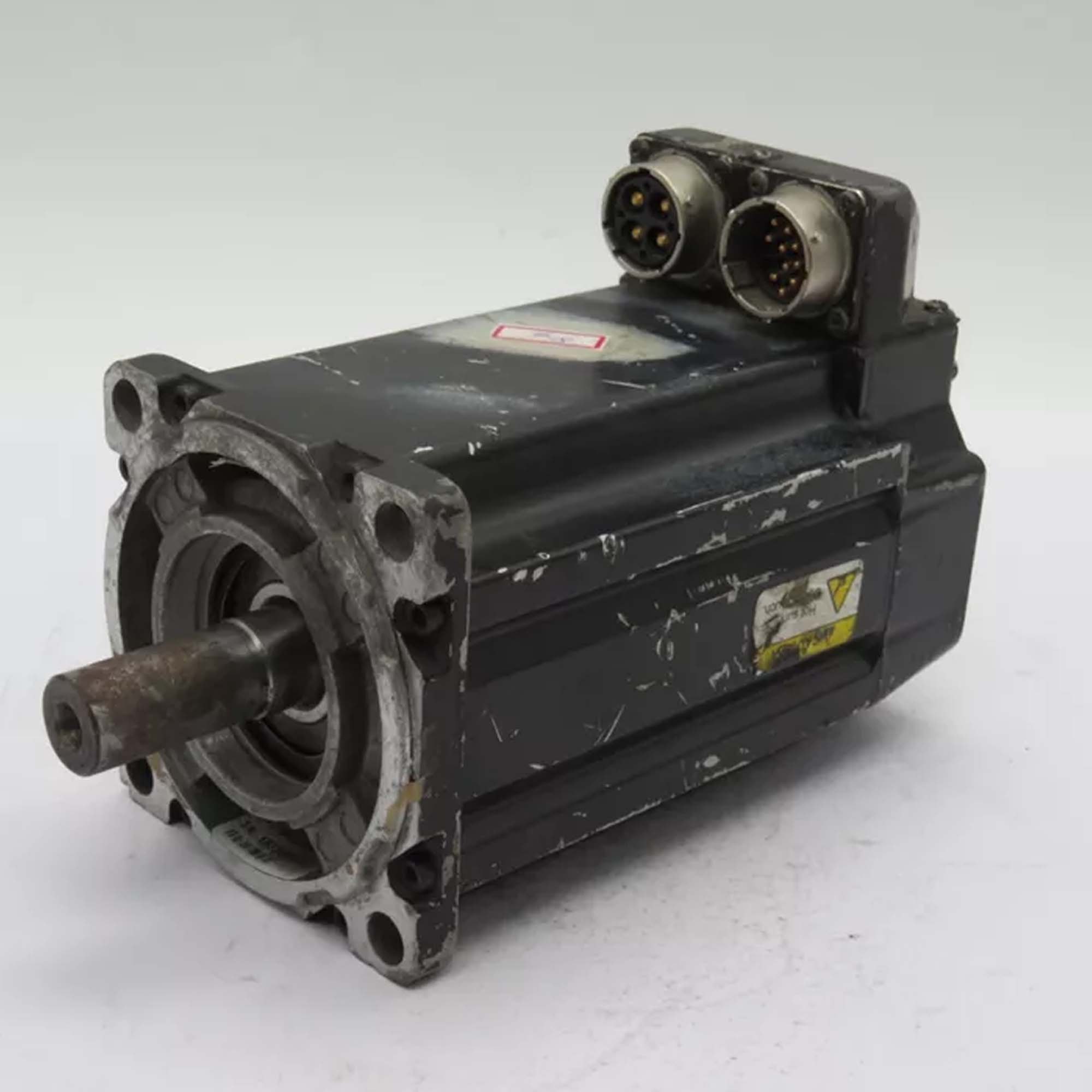 MPL-B430P-MK22AA Allen-Bradley MPL servo motor, view 3
